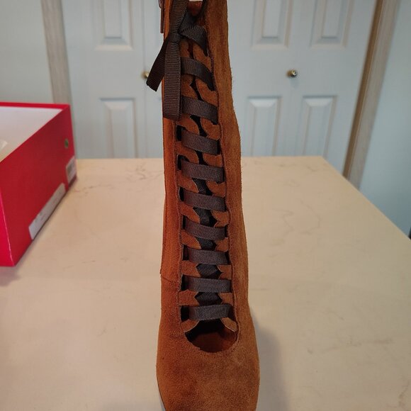 George J. Love - Made in Italy - Victorian Style Italian Suede Leather Boot - Picture 3 of 9